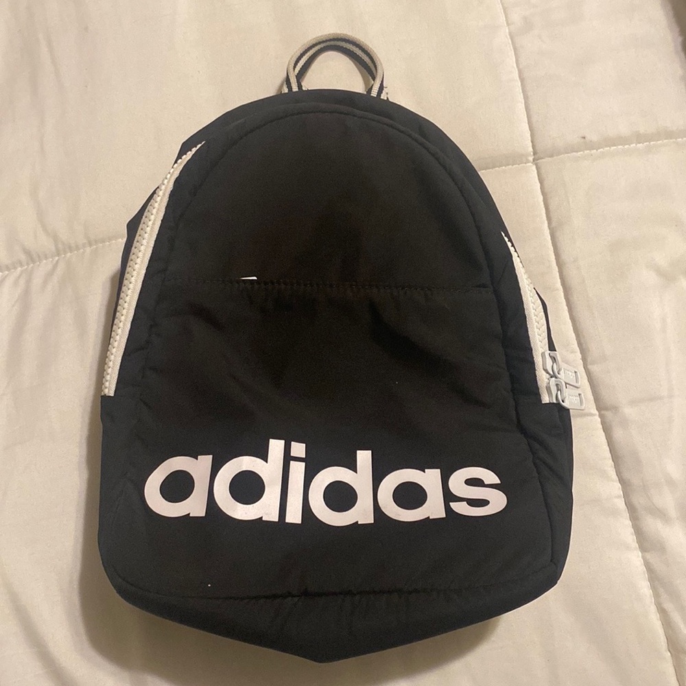 Mini Adidas backpack - Picture 3 of 5